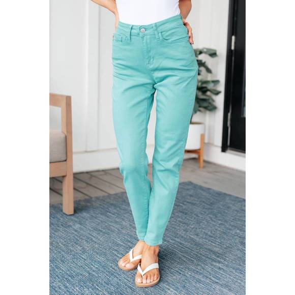 NEW JUDY BLUE high rise garment dyed slim jeans in aquamarine - Picture 2 of 4